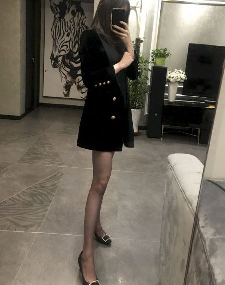 两个上面一个下电影