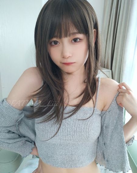 24岁尹律